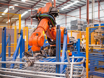 The advantages and application scenarios of small laser cutt